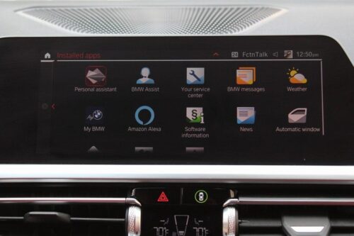 2022 BMW 330i - Image 18
