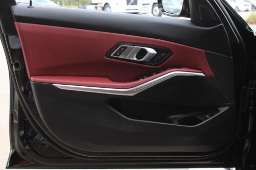2022 BMW 330i - Image 15