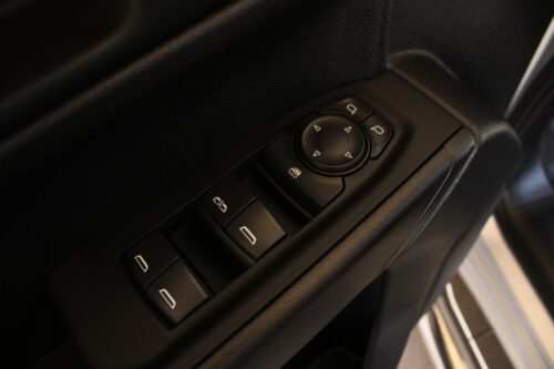 2022 GMC Sierra - Image 10