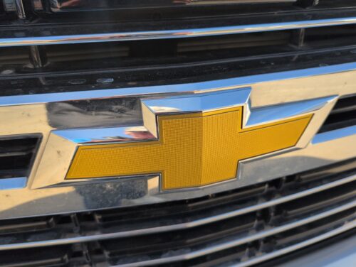 2023 CHEVROLET Suburban - Image 14