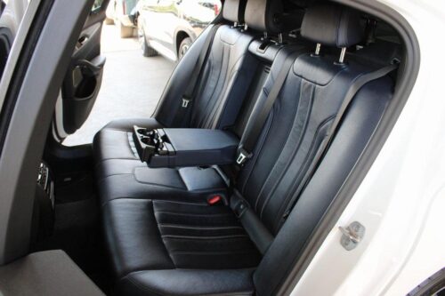 2020 BMW 530i - Image 13