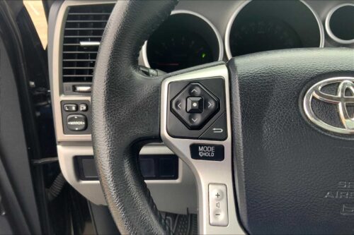 2016 TOYOTA Sequoia - Image 15