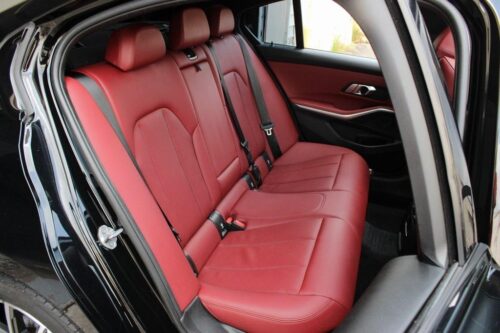 2022 BMW 330i - Image 12