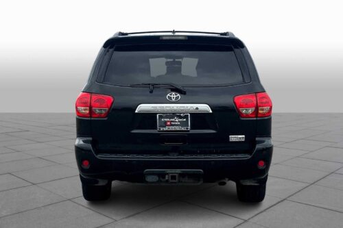 2016 TOYOTA Sequoia - Image 31
