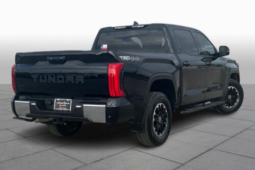 2023 TOYOTA Tundra - Image 25