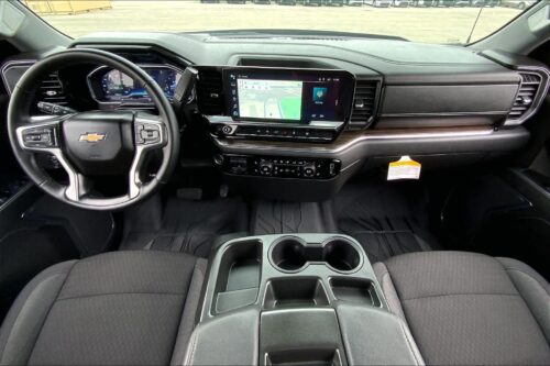 2024 CHEVROLET Silverado - Image 23
