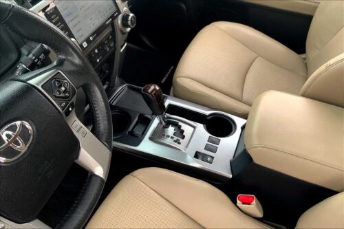 2020 TOYOTA 4-Runner - Image 22