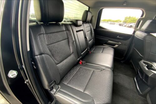 2023 TOYOTA Tundra - Image 19