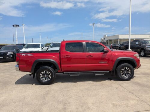 2017 TOYOTA Tacoma - Image 26