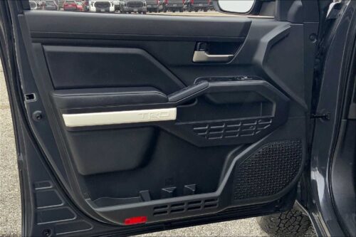 2024 TOYOTA Tacoma - Image 17
