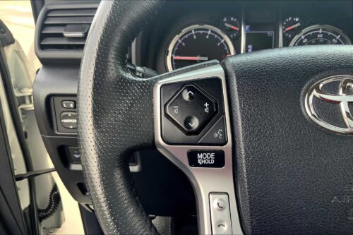 2020 TOYOTA 4-Runner - Image 15