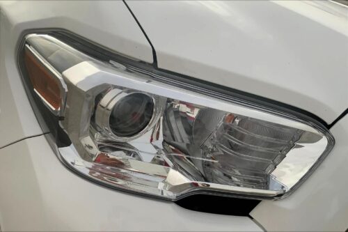 2022 TOYOTA Tacoma - Image 11