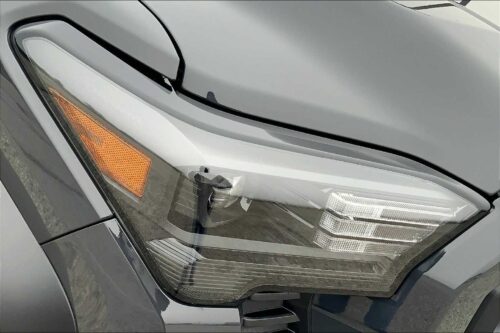 2024 TOYOTA Tacoma - Image 11