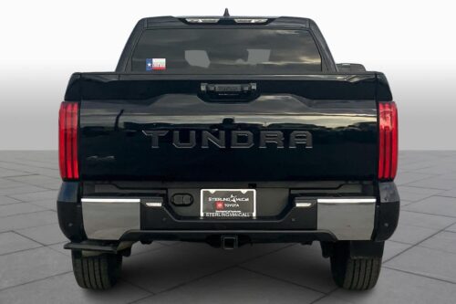 2023 TOYOTA Tundra - Image 33