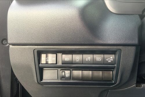 2023 TOYOTA Tundra - Image 5