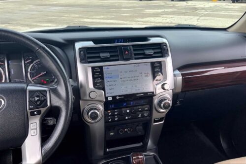 2020 TOYOTA 4-Runner - Image 31