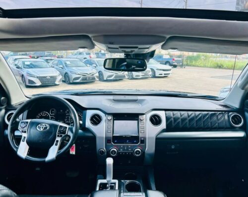 2018 TOYOTA Tundra - Image 10