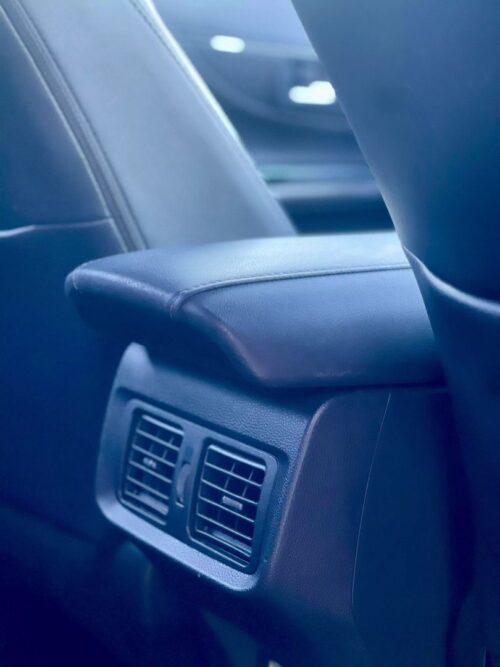 2021 TOYOTA Venza - Image 8