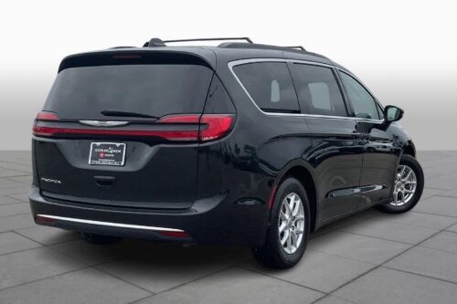 2022 CHRYSLER Pacifica - Image 25