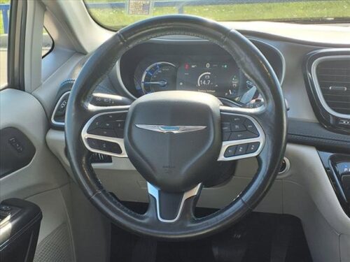2021 CHRYSLER Pacifica - Image 19