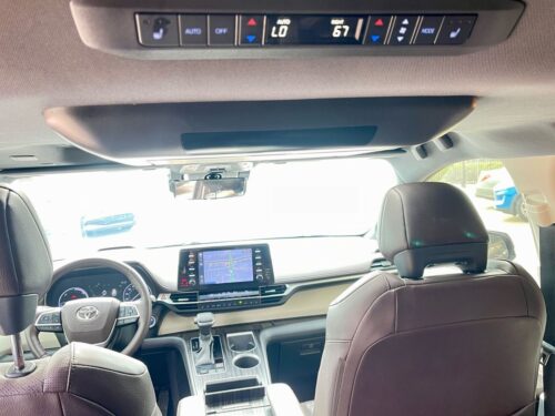 2022 TOYOTA Sienna - Image 11
