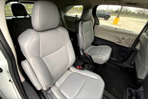 2023 TOYOTA Sienna - Image 20