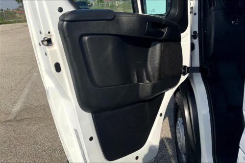2023 RAM ProMaster 2500 - Image 17