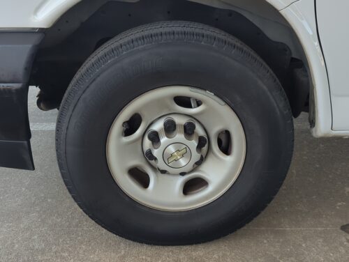 2023 CHEVROLET Express - Image 12