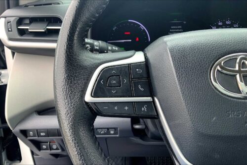 2023 TOYOTA Sienna - Image 16