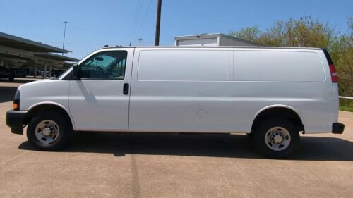 2023 CHEVROLET Express - Image 6