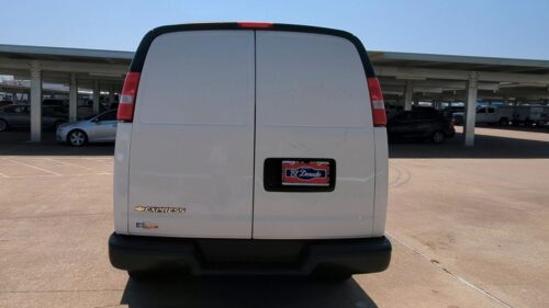 2023 CHEVROLET Express - Image 4