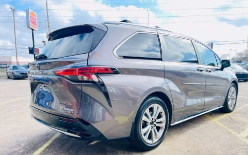 2022 TOYOTA Sienna - Image 22