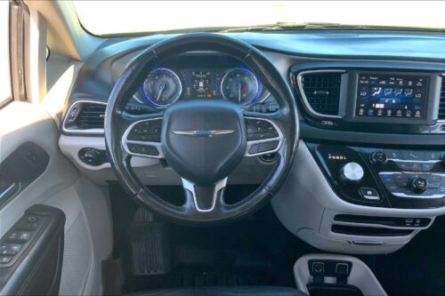 2020 CHRYSLER Pacifica - Image 31