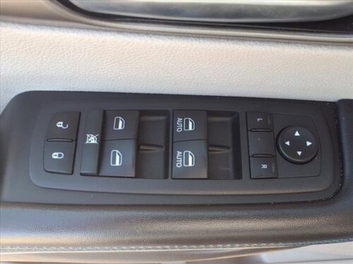 2021 CHRYSLER Pacifica - Image 24
