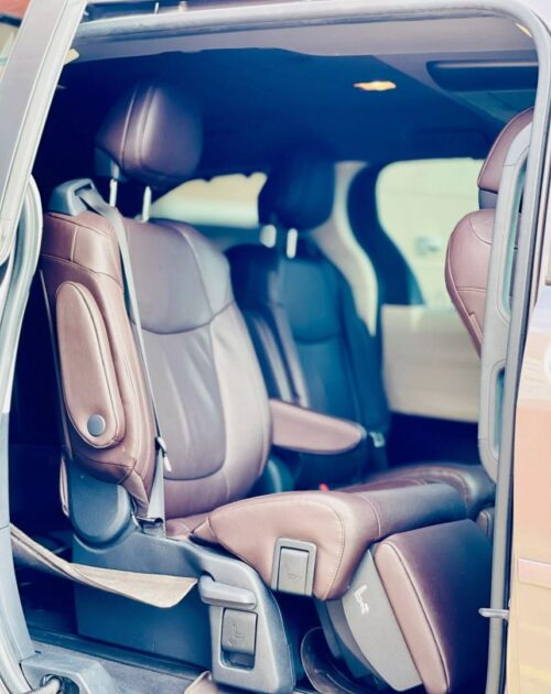 2022 TOYOTA Sienna - Image 18