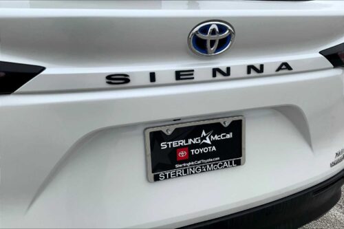 2023 TOYOTA Sienna - Image 29