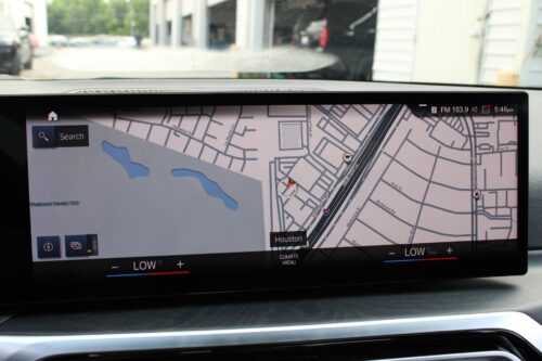 2024 BMW 330i - Image 20