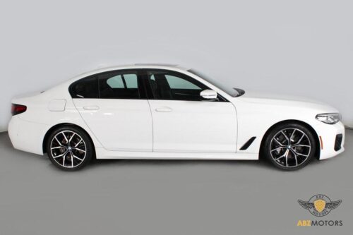 2022 BMW 530i - Image 31