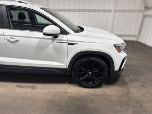 2022 VOLKSWAGEN Taos - Image 35