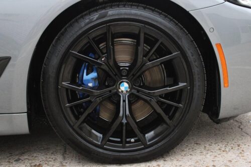 2023 BMW 530i - Image 44