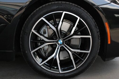 2021 BMW 540i - Image 39