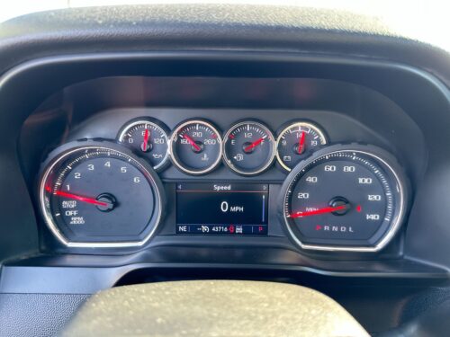 2020 CHEVROLET Silverado - Image 18