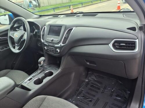 2024 CHEVROLET Equinox - Image 32