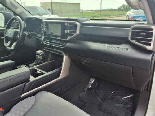 2023 TOYOTA Tundra - Image 28