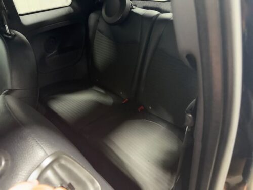 2015 FIAT 500 - Image 17