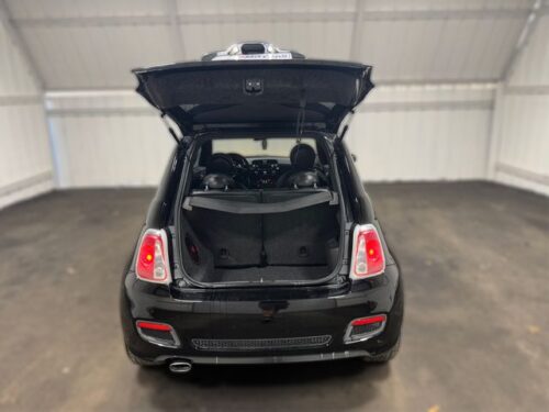 2015 FIAT 500 - Image 16