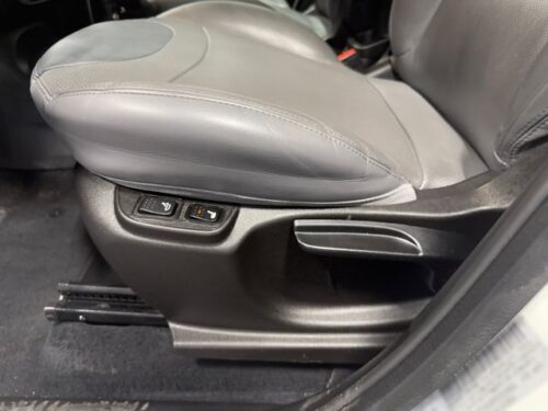 2017 FIAT 500L - Image 15