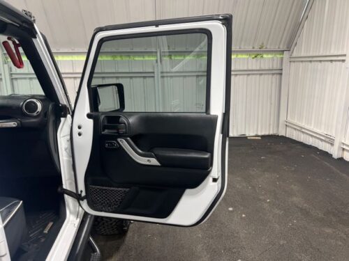 2018 JEEP Wrangler JK - Image 13