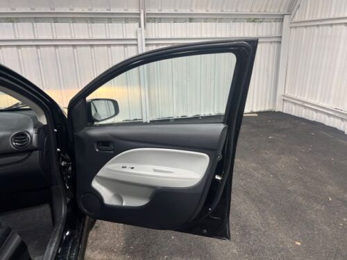 2021 MITSUBISHI Mirage G4 - Image 9