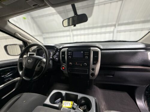 2017 NISSAN Titan - Image 3